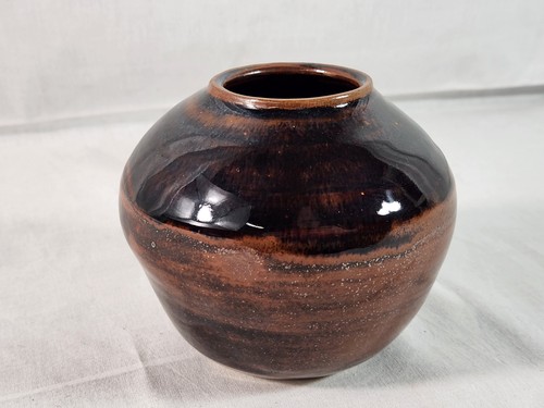 Studio art pottery - art, vase